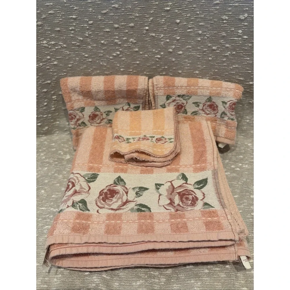 Priority Santans BathSetTowels (5)Pieces‎ PinkFloral Cotton NWOT